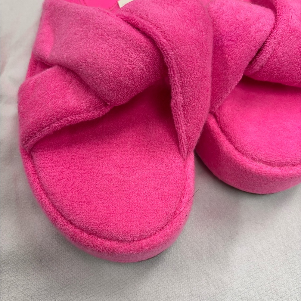 Aerie hot pink terry cloth platform slippers size 8 - Picture 2 of 4